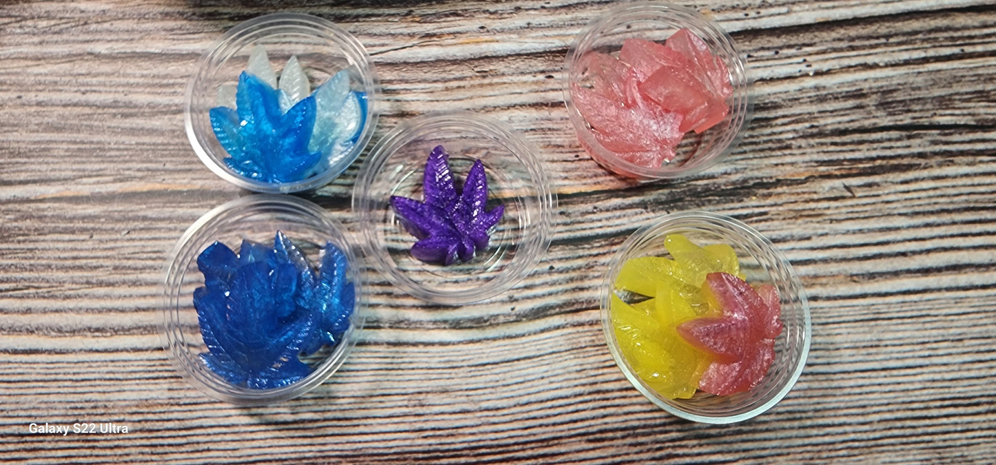 JELLY Small Leaf Shaped Hand Soap | 1.6"L x 1.4"W x .04 depth |
