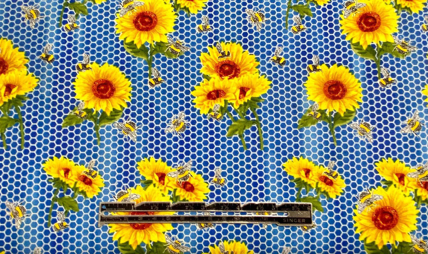 Honey comb Floral, Bee & Sunflower | Mess-Proof Trash Tamer | Snap Closed Car Trash Can