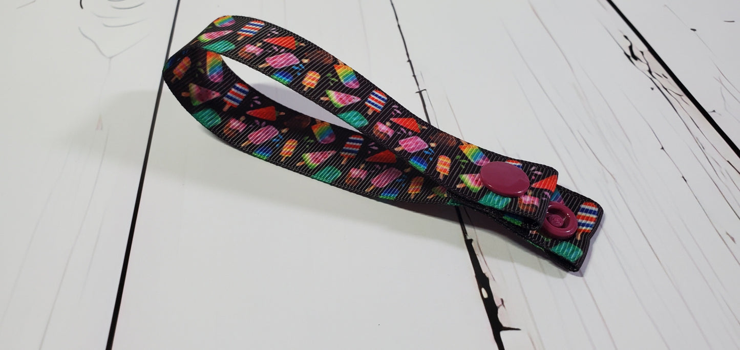 White & Black Popsicle | Cloth Pad Drying Strap | Watermelon | Red, White, Blue