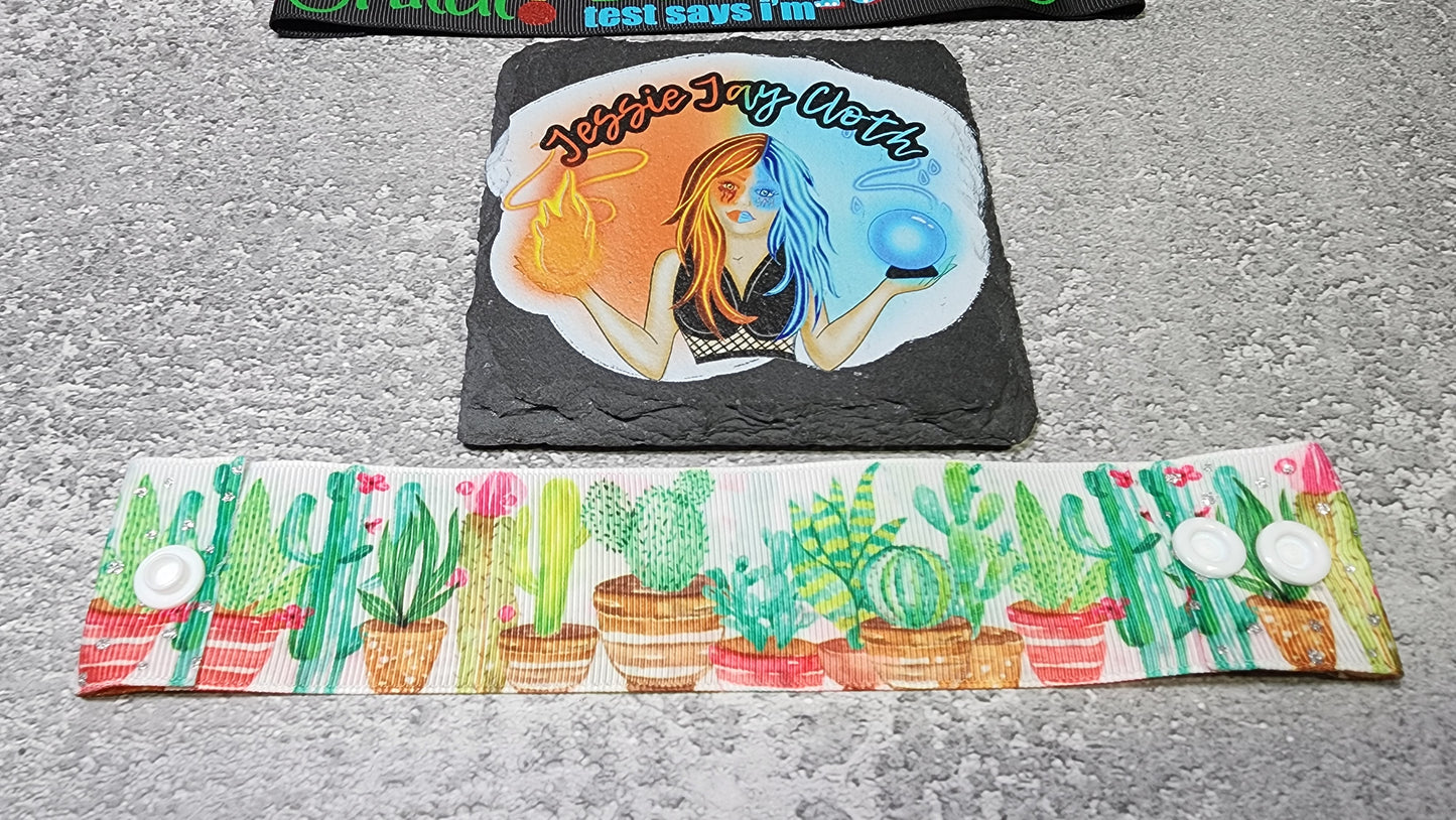 100% that Grinch & Succulent | Cloth Pad Drying Strap | Cactus