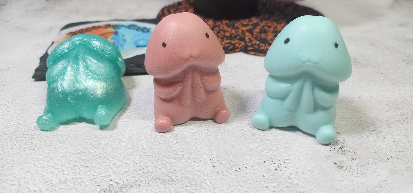 Small Cute Peen Shaped Soap with face | Bachelorette Party, Gag Gift, NSFW, Baby Shower | Adult Novelty
