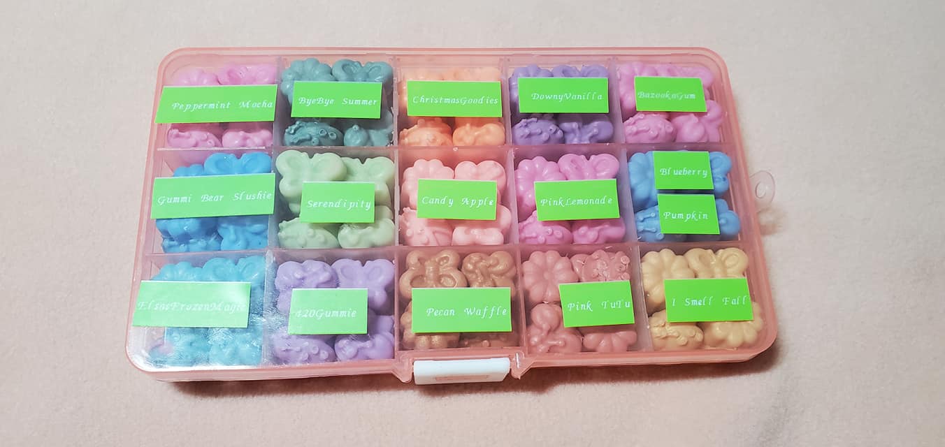 Cloth Wipe Bit Box | 120-125 Pieces | 1,440+ oz of solution |