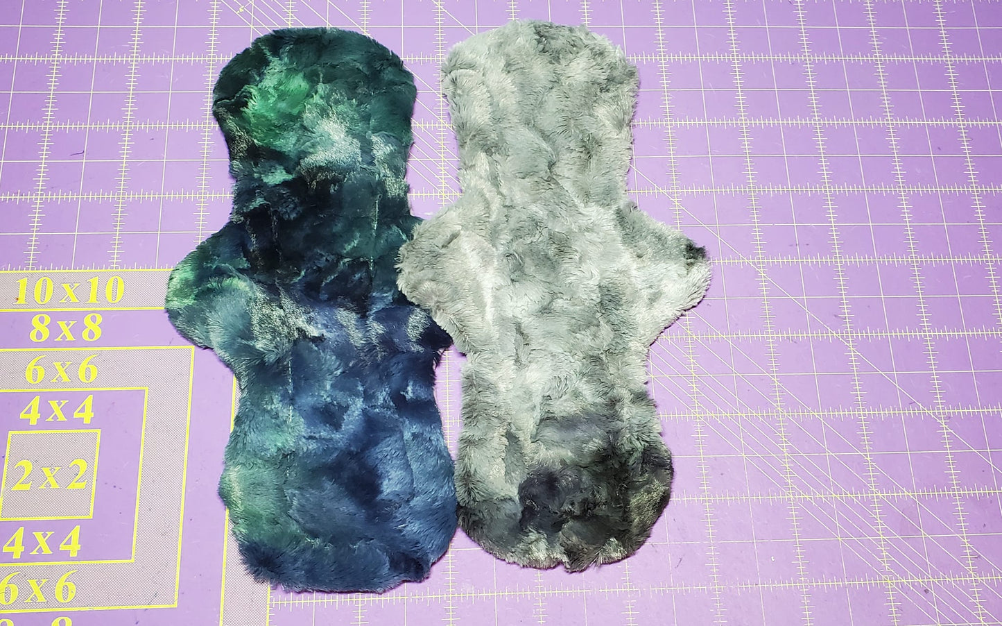 Exposed core or Regular | Custom Ultra Soft Minky | Classic Curvy Cloth Pad | 2.75" to 3"