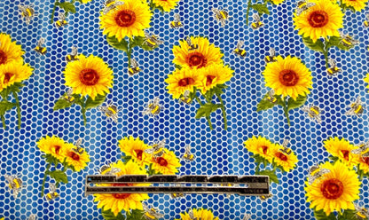 Honey comb Floral, Bee & Sunflower | Mess-Proof Trash Tamer | Snap Closed Car Trash Can