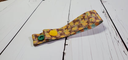 Fall Leaves & Plaid | Cloth Pad Drying Strap