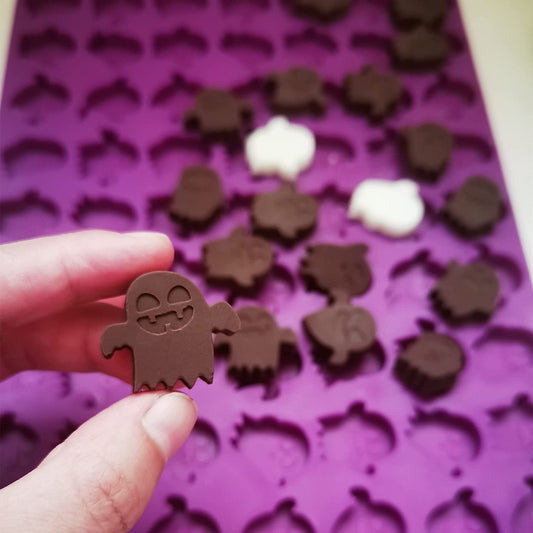 Tiny Ghost Face Soap | 9 different faces | 0.99" X 0.99" X 0.24" depth | Multi Use Or Single Use Soap
